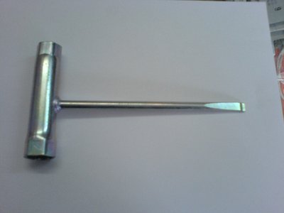 Kombi klíč STIHL na pily MS171 181 211 nový typ 13x16